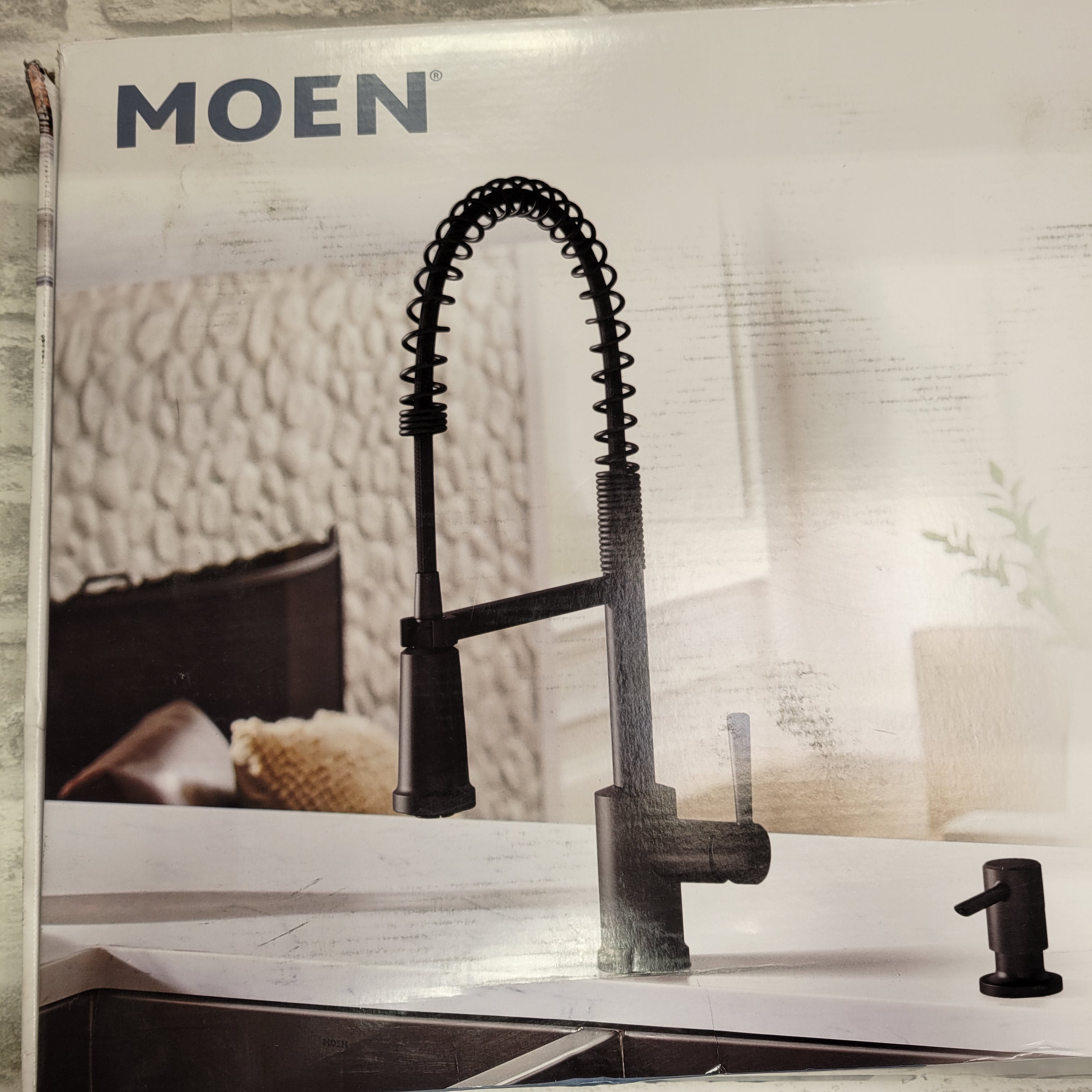 MOEN Indi Pre-Rinse Spring Pulldown Sprayer Kitchen Faucet, Matte Black (7629705576686)